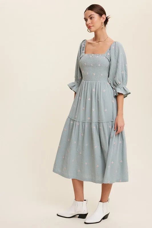 Ditzy Floral Embroidery Puff Sleeve Maxi Dress