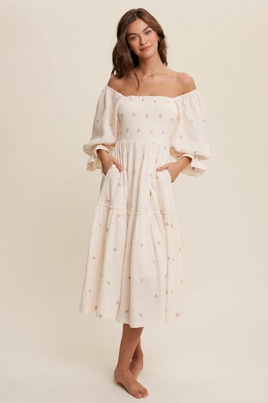 Ditzy Floral Embroidery Puff Sleeve Maxi Dress