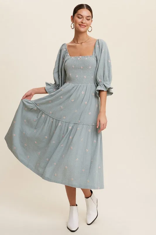 Ditzy Floral Embroidery Puff Sleeve Maxi Dress