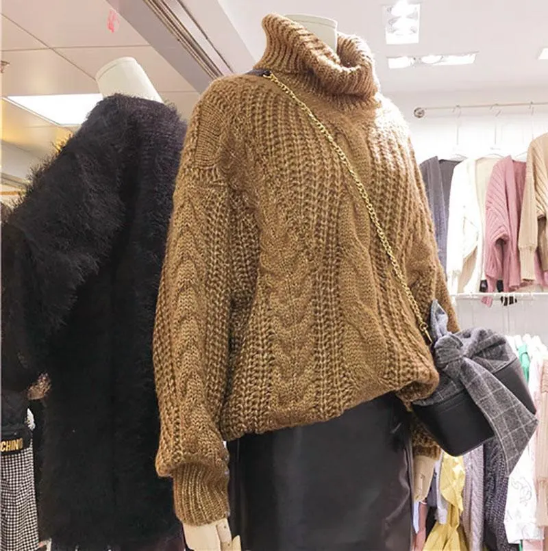 PENELOPE Thick Turtleneck Sweater